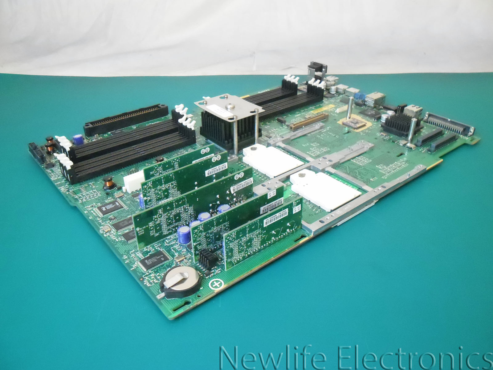 コンピュータ・IT kd HP A7231-69512-ZX6000 System Board (2 PAC611 Sockets/12 DDR SDRAM